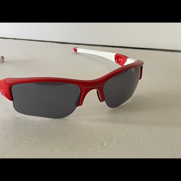 Oakley Sunglasses - Picture 9 of 13